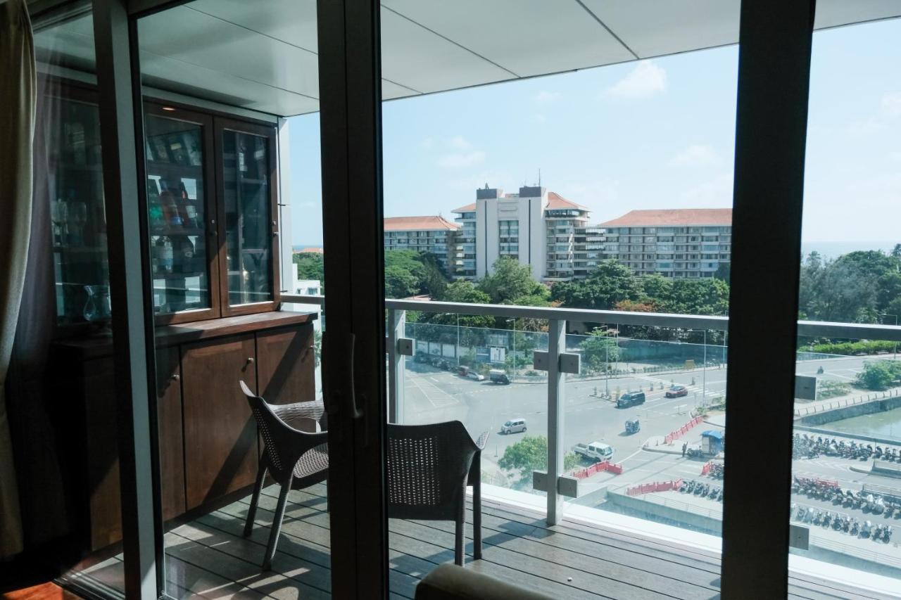 Brand New Water Front Luxury Cinnamon Suites Apartment In Heart Of Colombo City Exterior foto